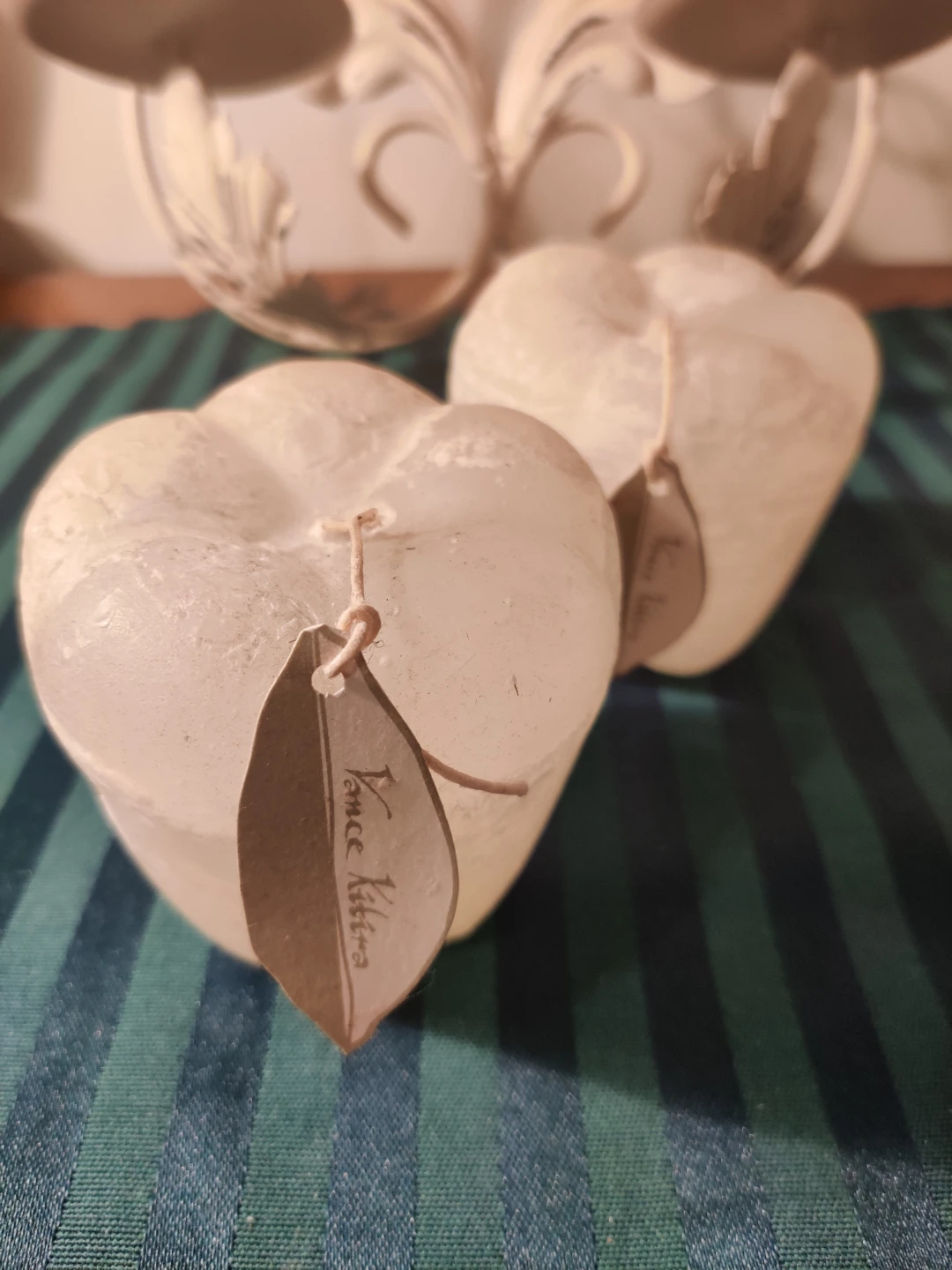 French Kisses Double Candle Sconce with Heart Candles - photo 2