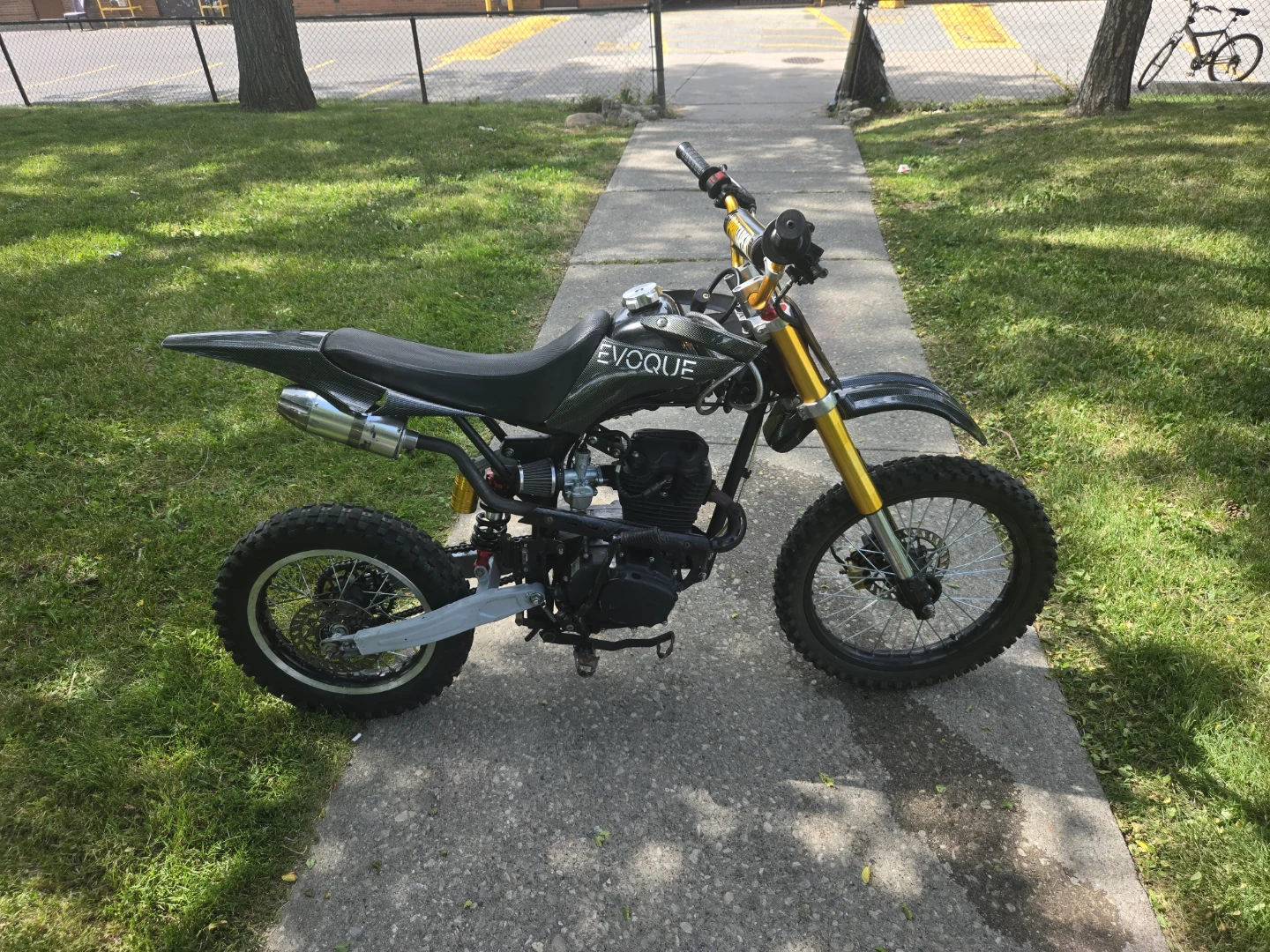 EVOQUE Dirt Bike
