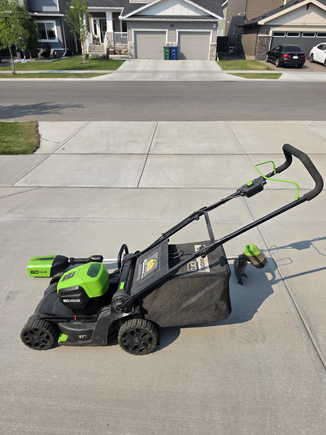 Greenworks 60V Cordless Mower & String Trimmer Combo - photo 4