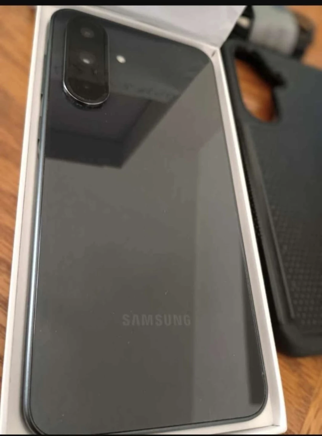 Samsung A36 Smartphone new condition - photo 2