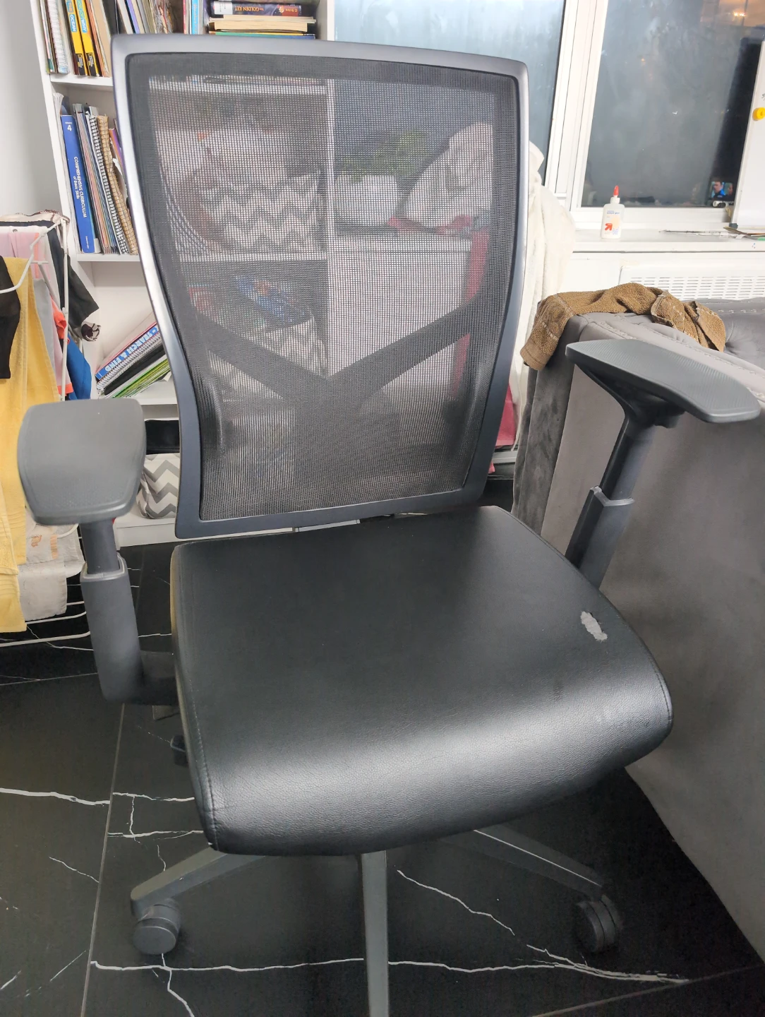 Black Mesh Back Office Chair