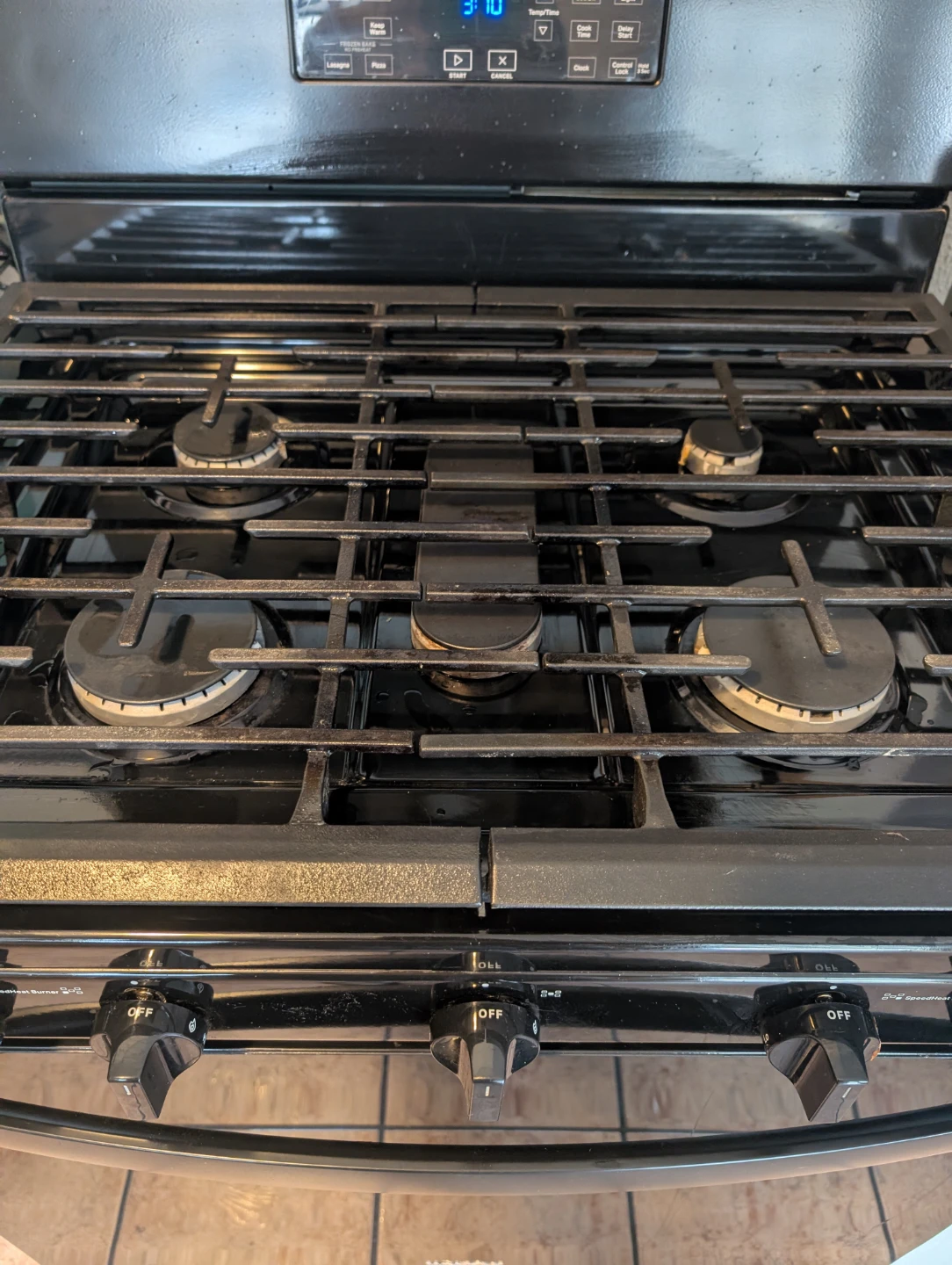 Whirlpool Gas Range Stove with Oven - photo 2