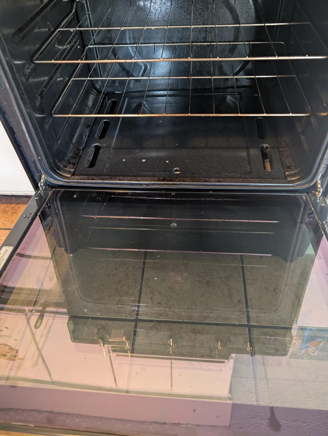 Whirlpool Gas Range Stove with Oven - photo 4