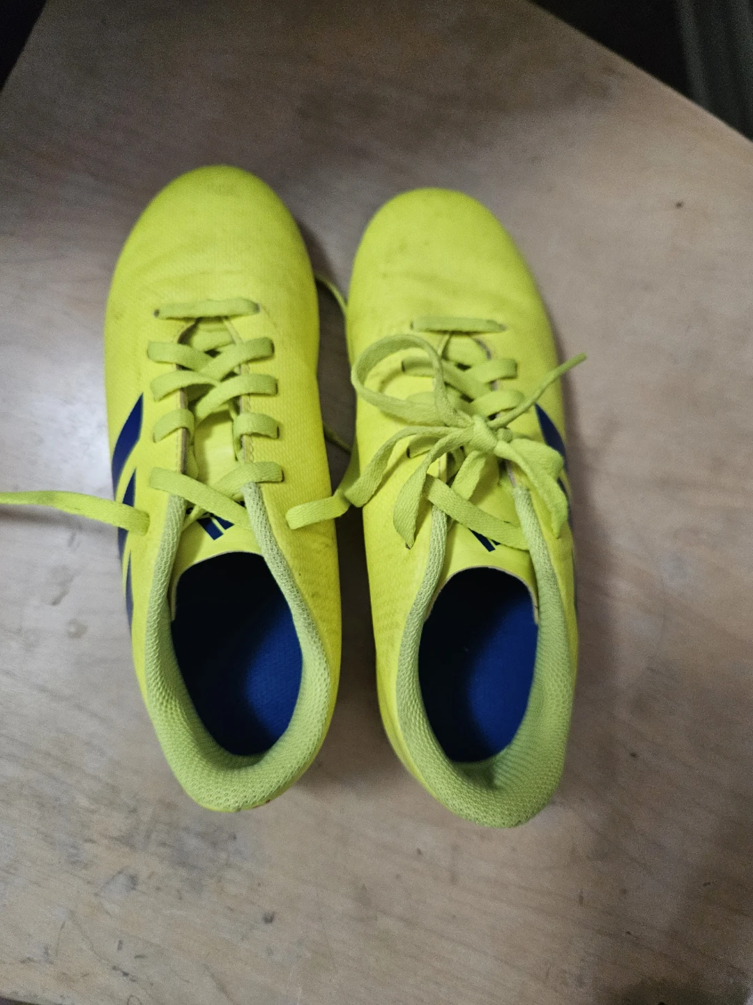 Adidas Soccer Cleats Size 6 Youth