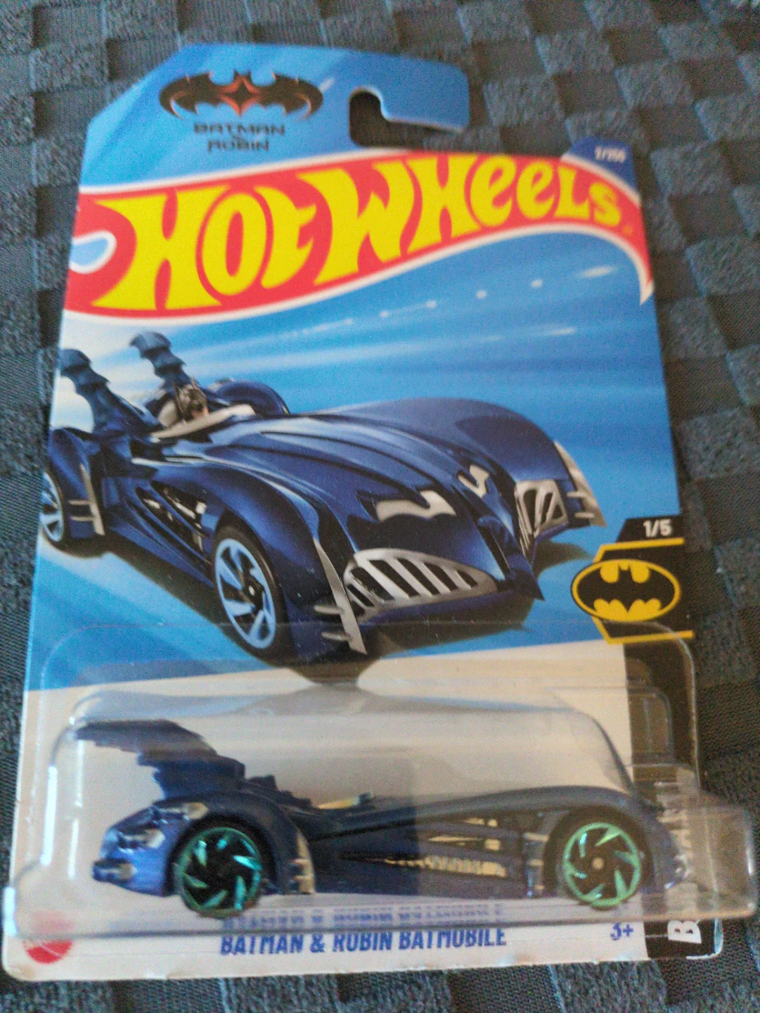 Hot Wheels Batman & Robin Batmobile 1/5 Scale