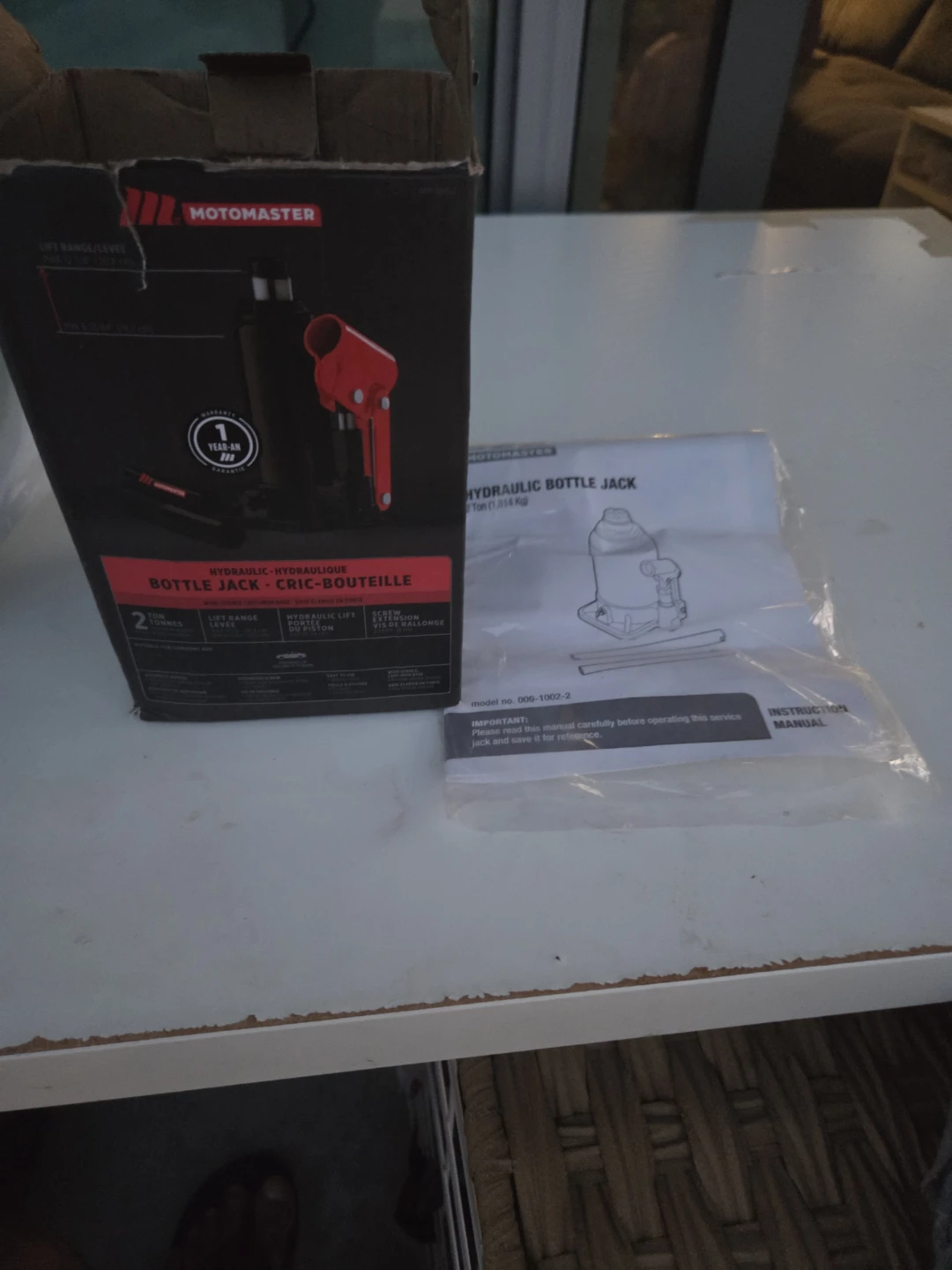 Motomaster Hydraulic Bottle Jack 2 Ton - photo 4