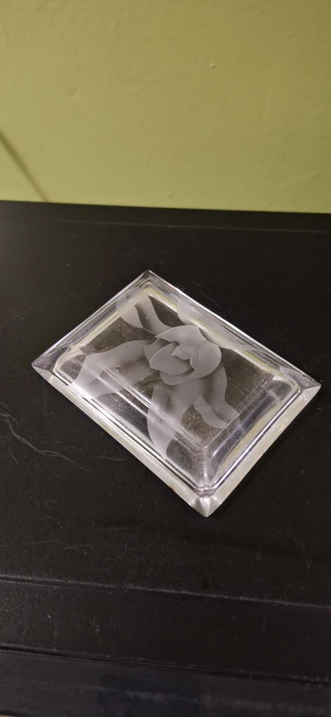 Glass dish with etched floral design - photo 2