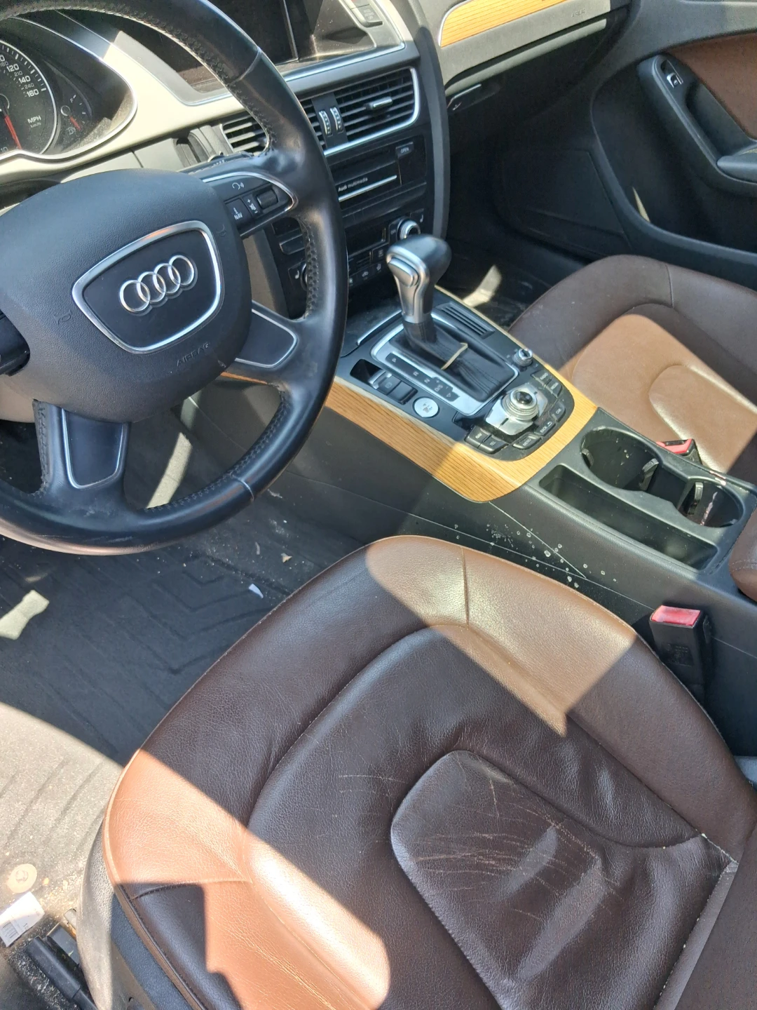 Audi A4 - photo 2
