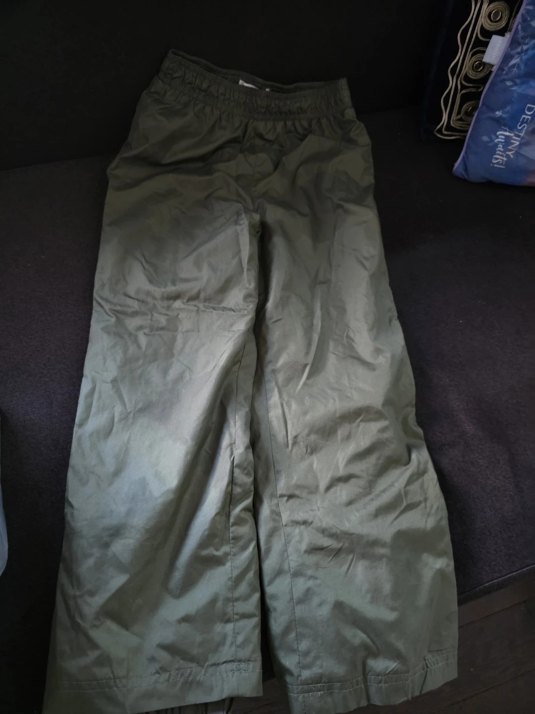 Track pants green and pink