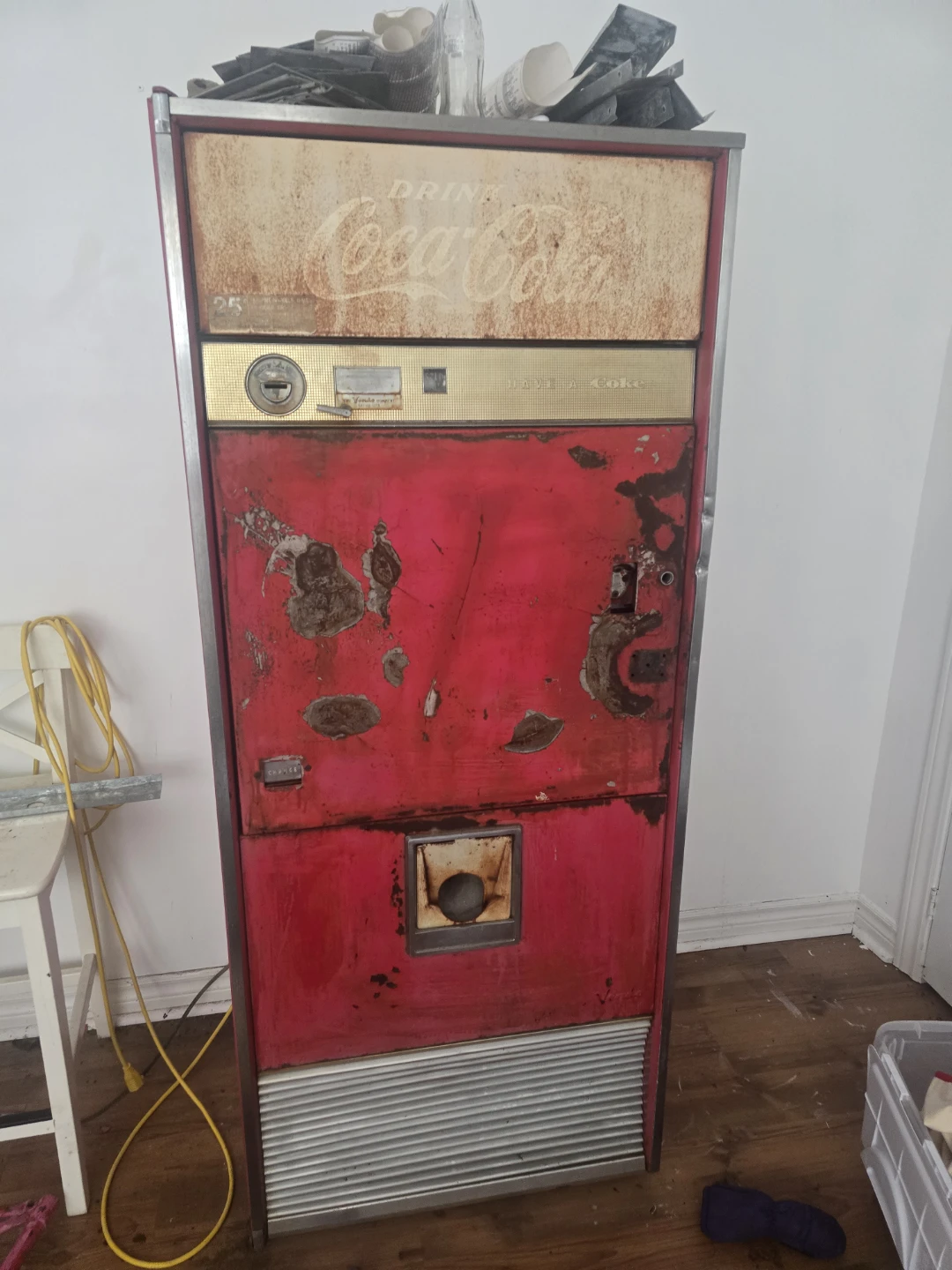 1950's Coca-Cola Vending Machine Vintage - Works