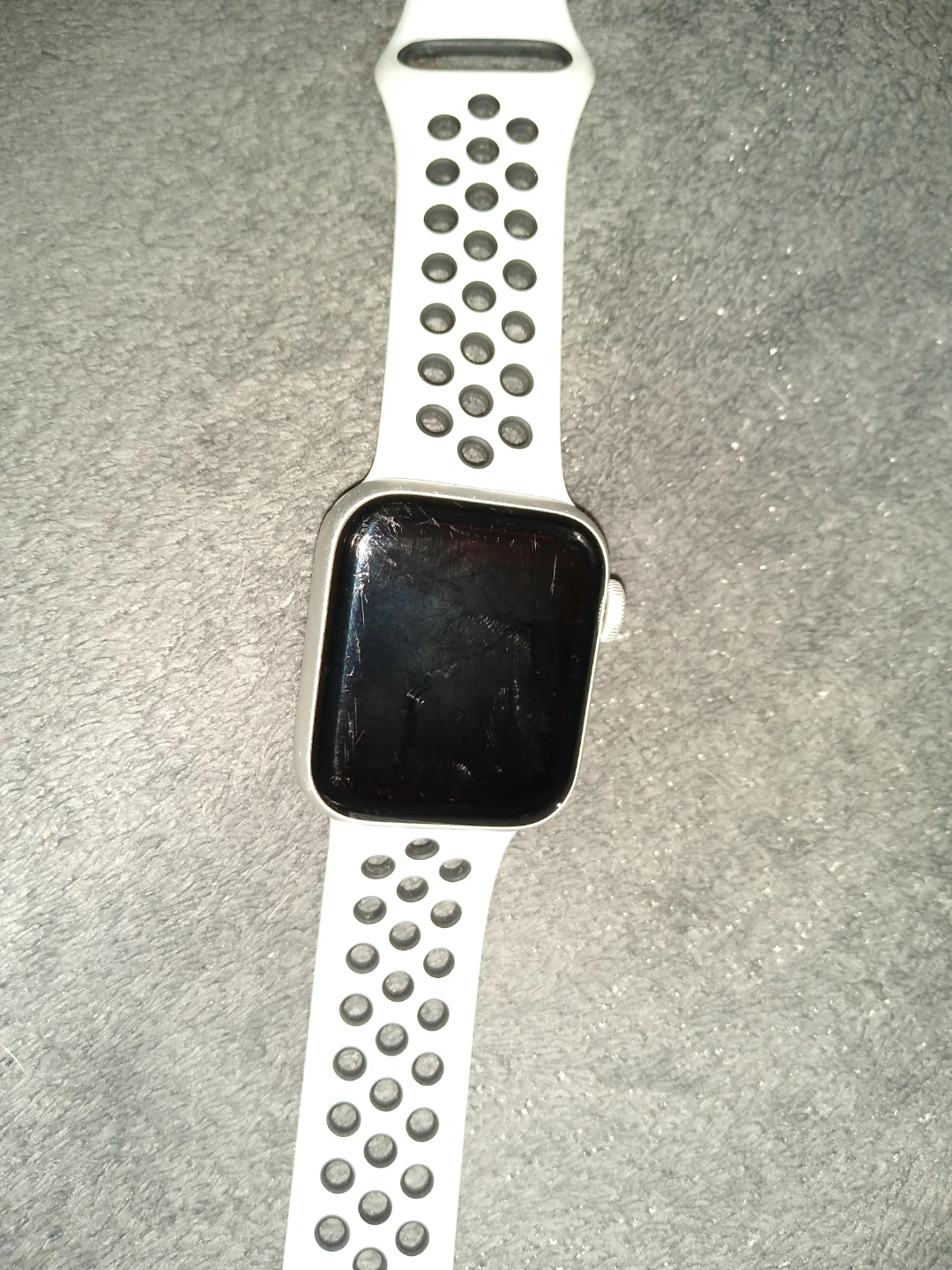 Apple Nike smartwatch - photo 3