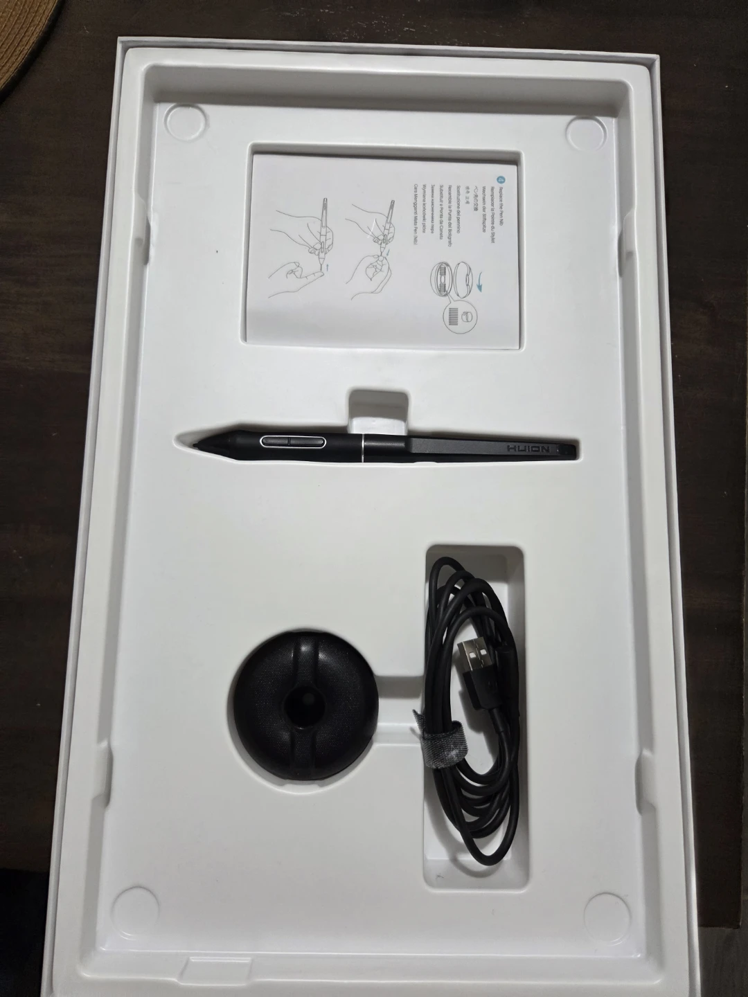 Huion drawing tablet(inspiroy dial 2)- like new - photo 2