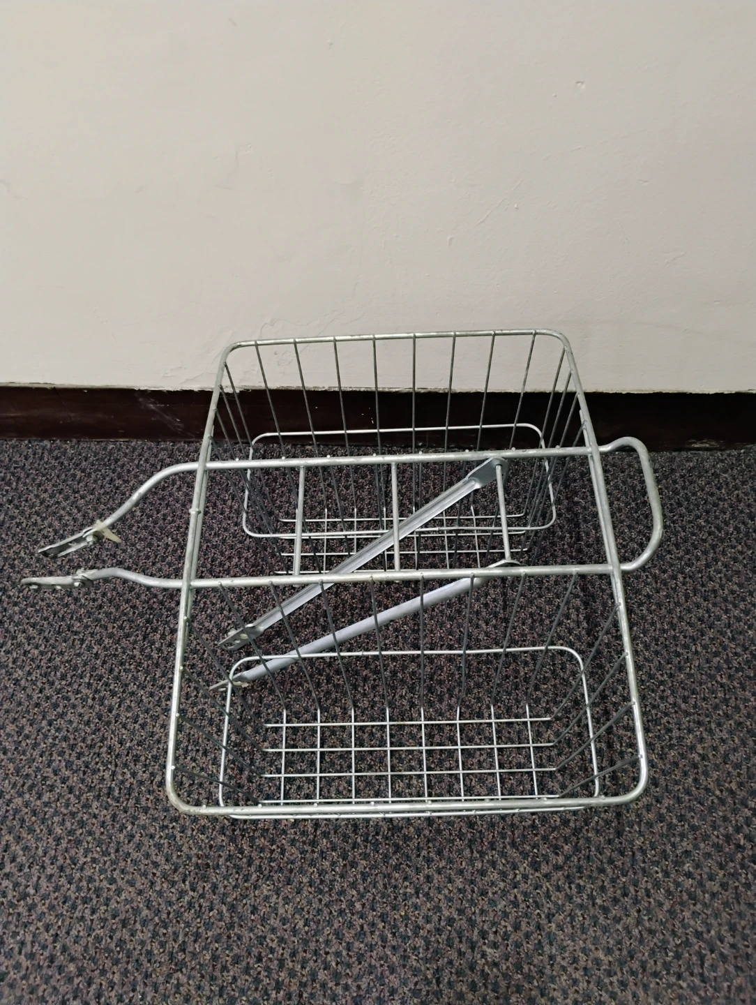 Rear bike rack - 2 baskets
