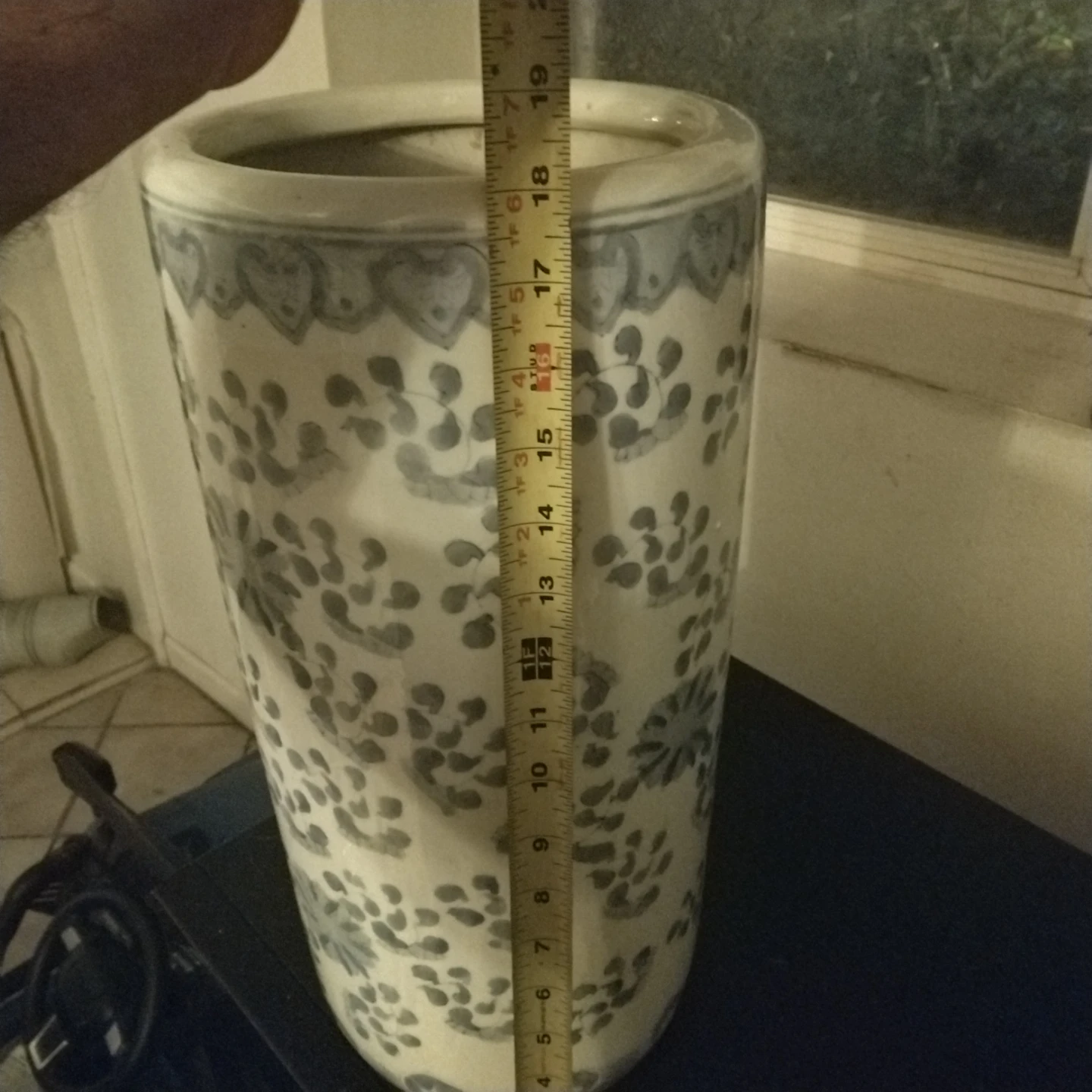 Tall Ceramic Planter Po hit - photo 3