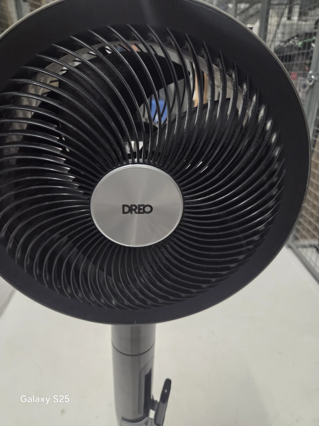 Dreo Pedestal Fan - photo 4