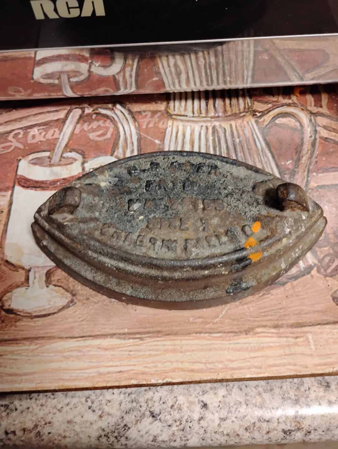Antique Sad Iron - photo 2