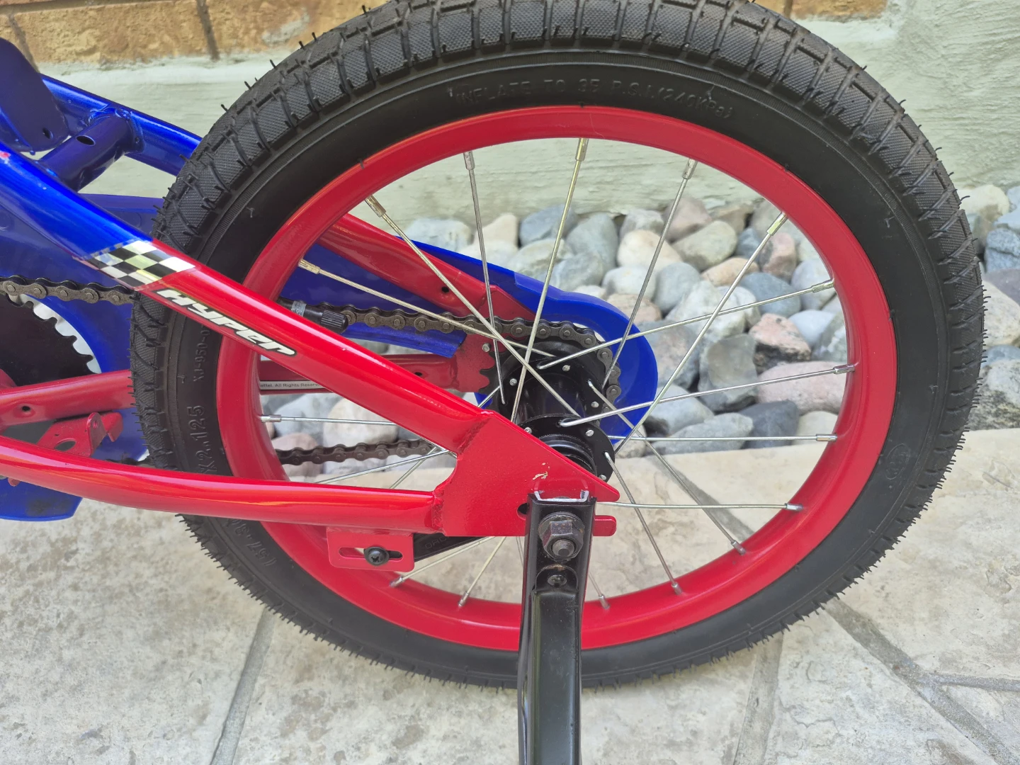 Hot Wheels Kids Bicycle with Training Wheels - photo 5