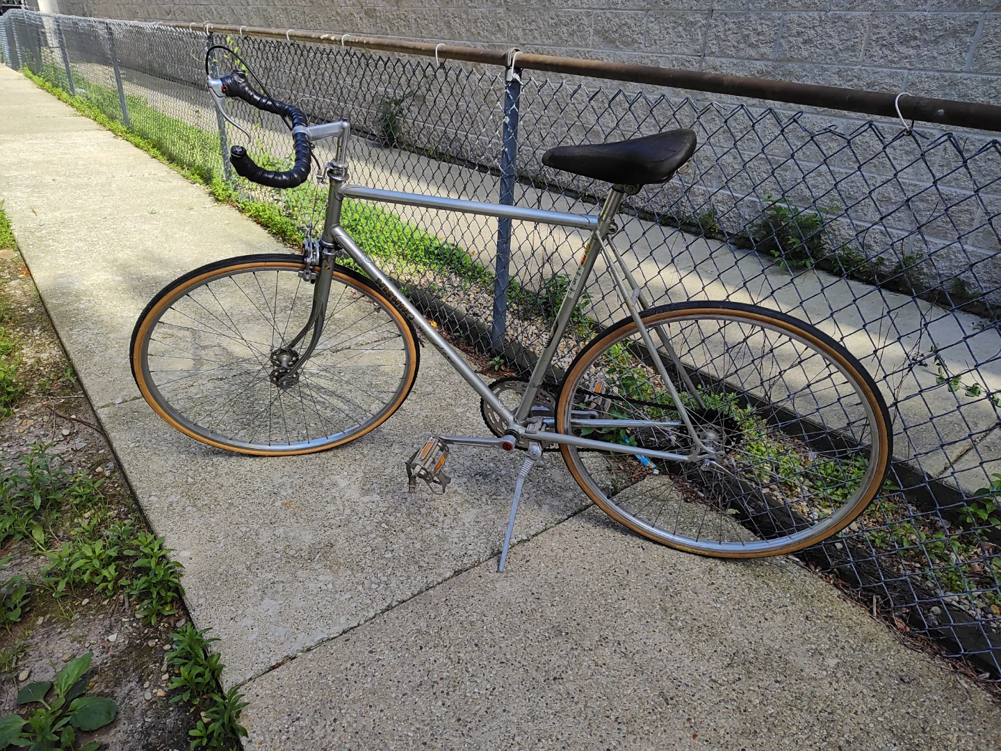 Nishiki fast single speed road bike w bullhorn and freewheel - photo 5
