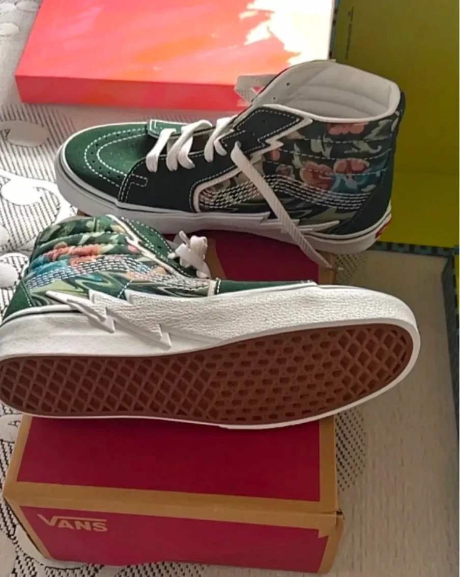 Vans Sk8-Hi Floral Print Sneakers - photo 3
