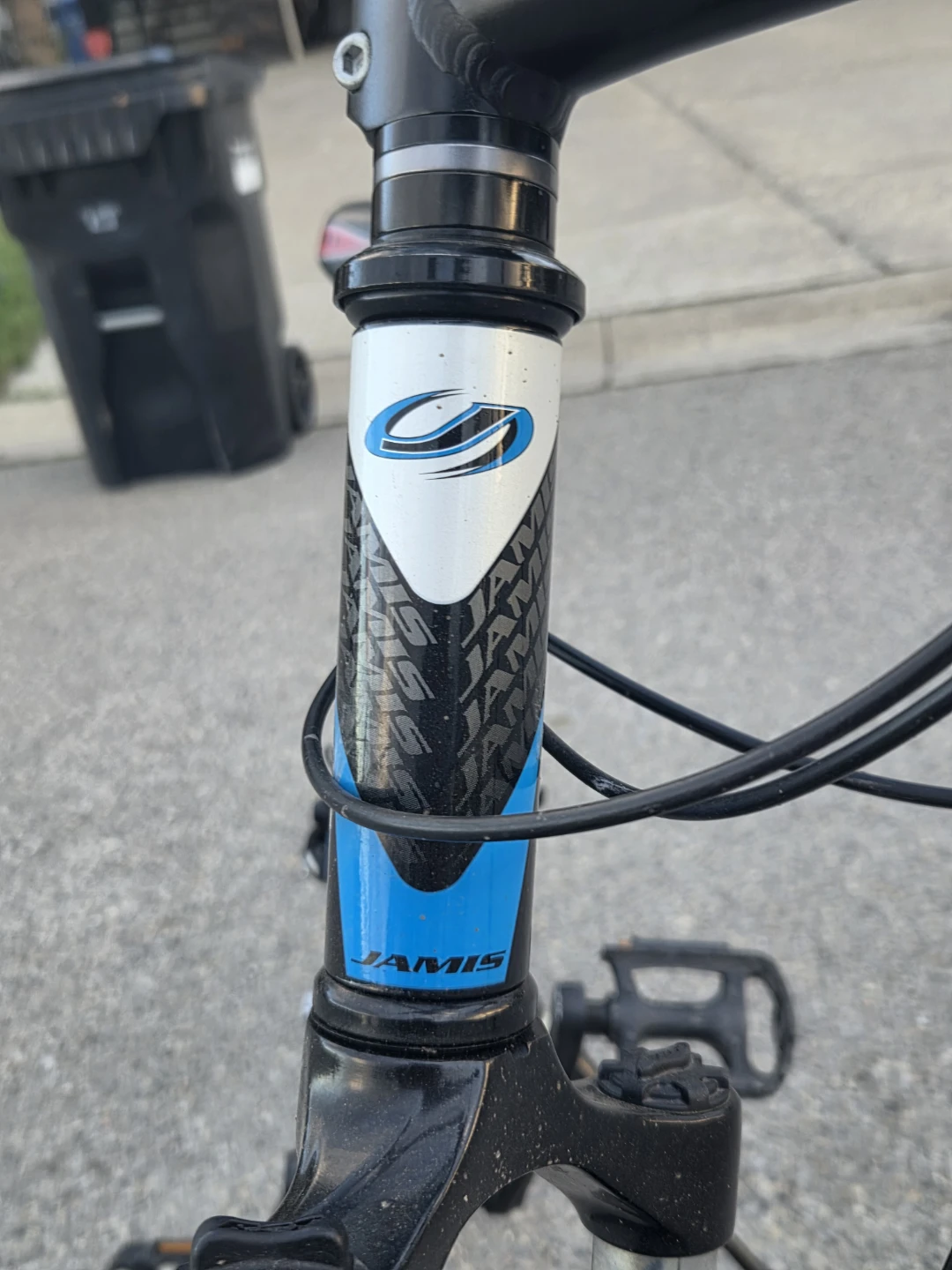 JAMIS Trail X2 bike - photo 2