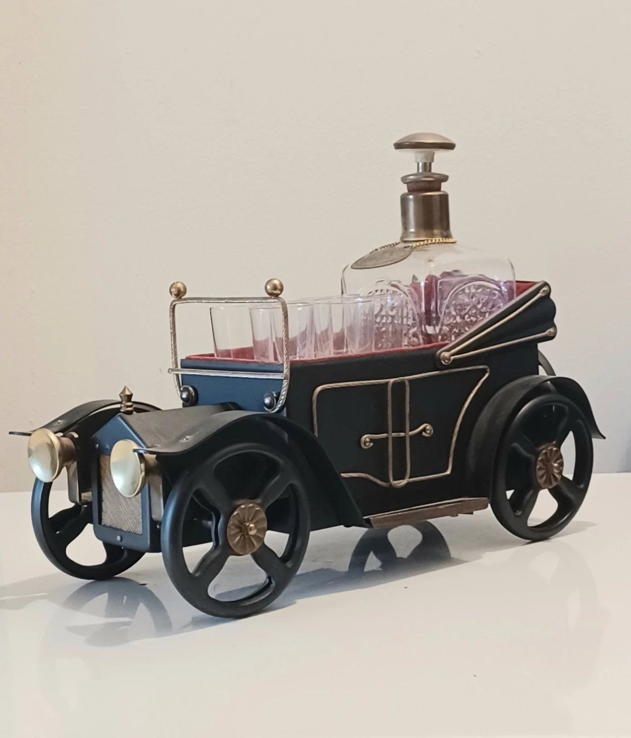 Vintage Automobile Decanter Set - photo 2