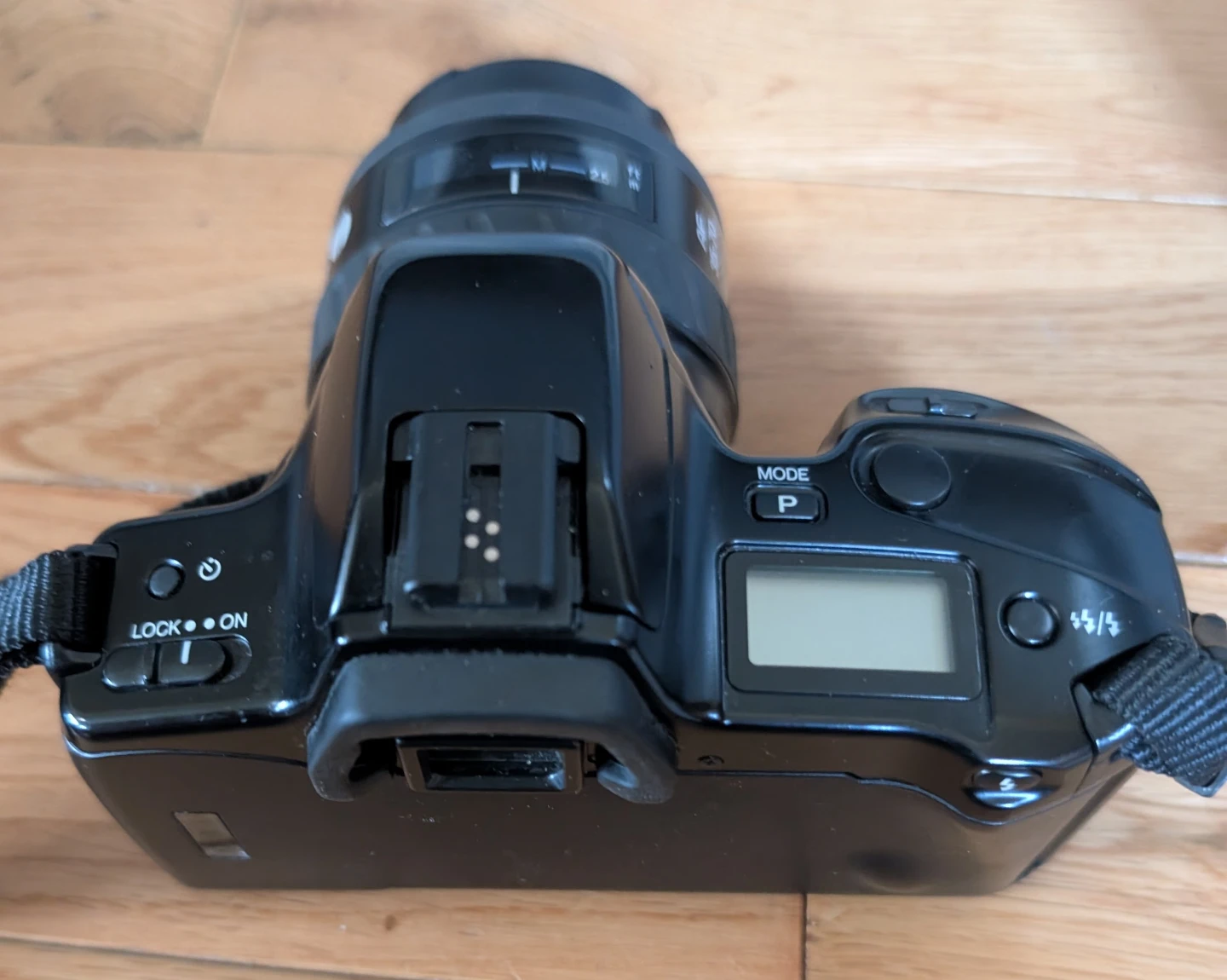 Minolta Maxxum 3xi Camera with 3 Lenses and a Tashika Camera - photo 5