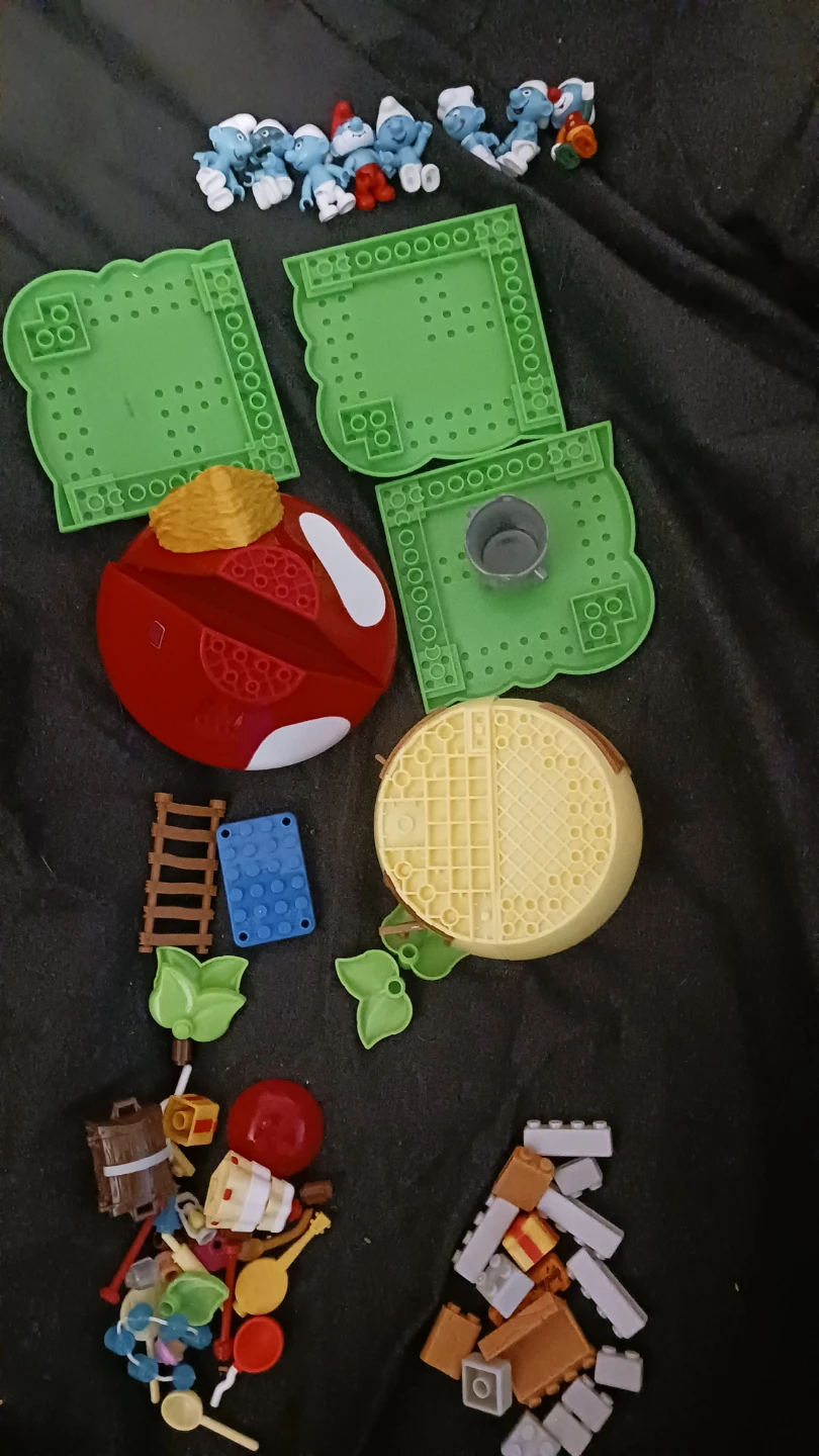 Mega Bloks The Smurfs Building Set - photo 2
