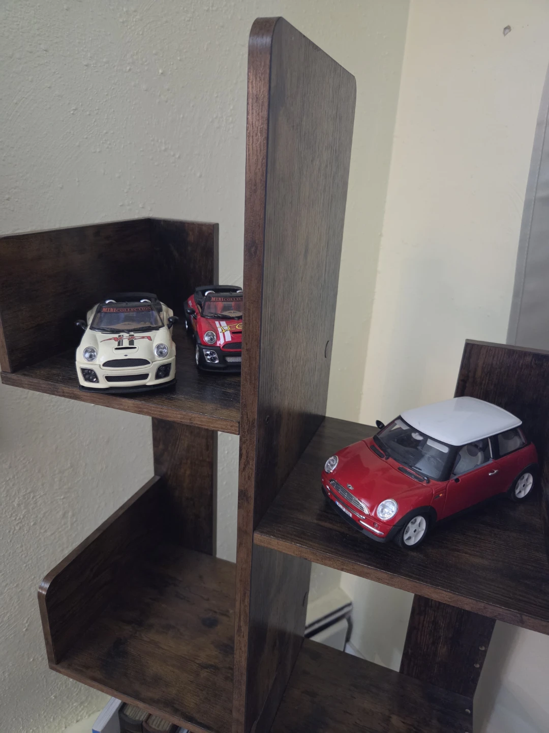 Modern bookshelf display stand floor stand - photo 2
