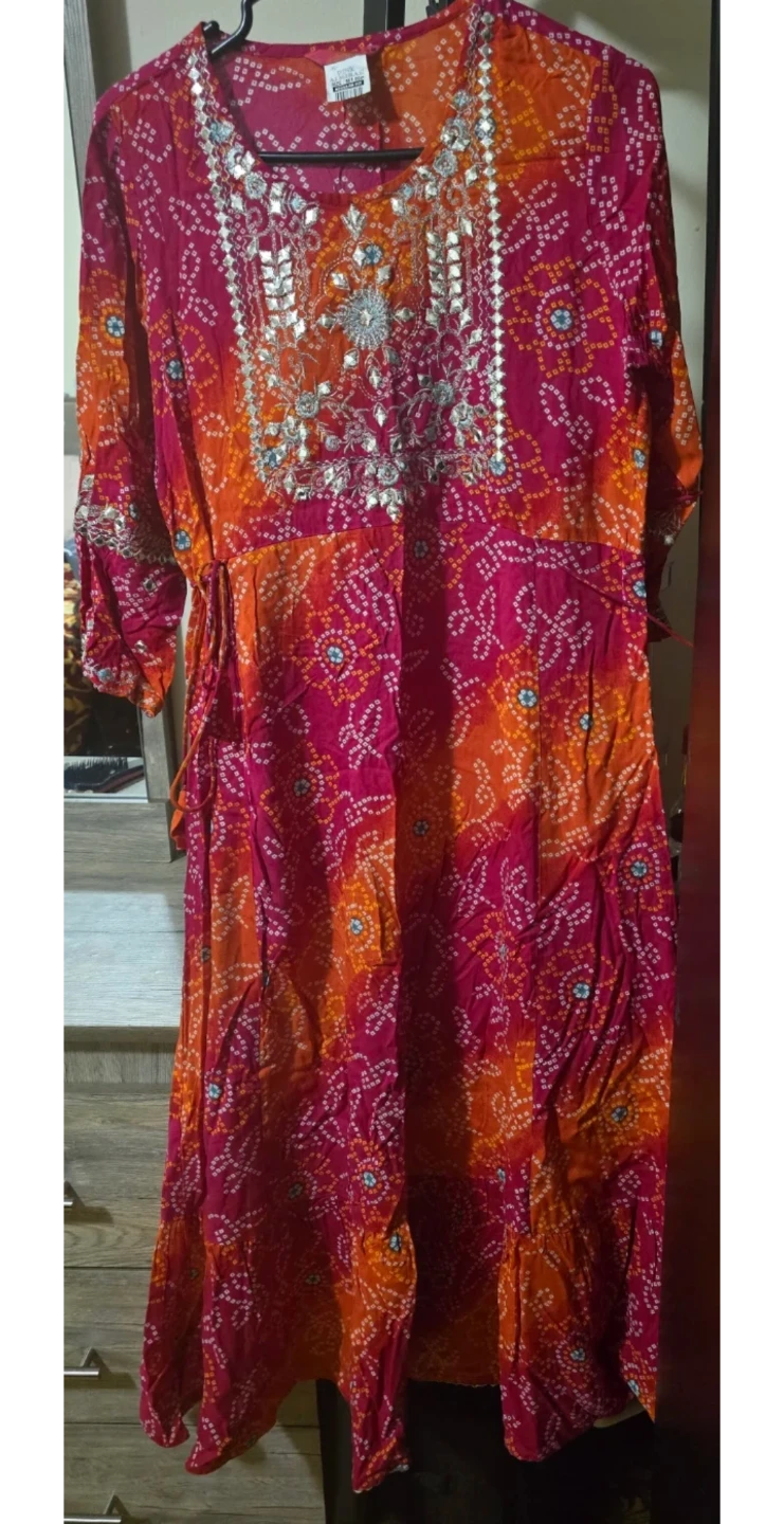New Orange and Pink Tie-Dye Kurti with Embellished Neckline - photo 4
