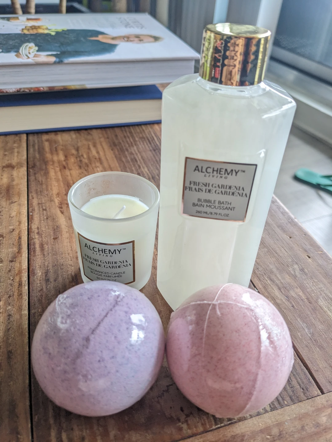 Bath set, bath bombs. FREE.