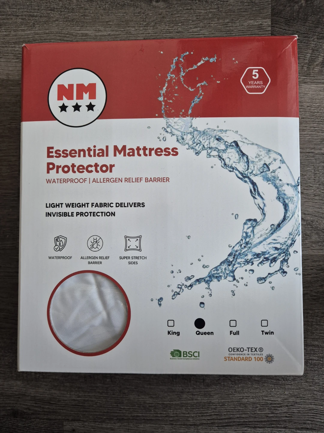 Unopened -NM Mattress Protector Queen size