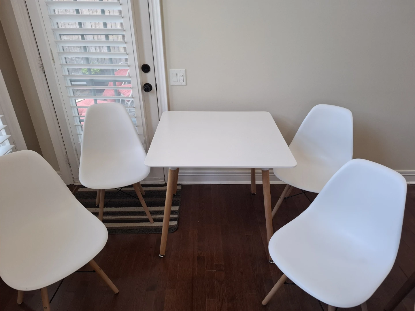 White Dining Set with 4 Chairs - photo 2