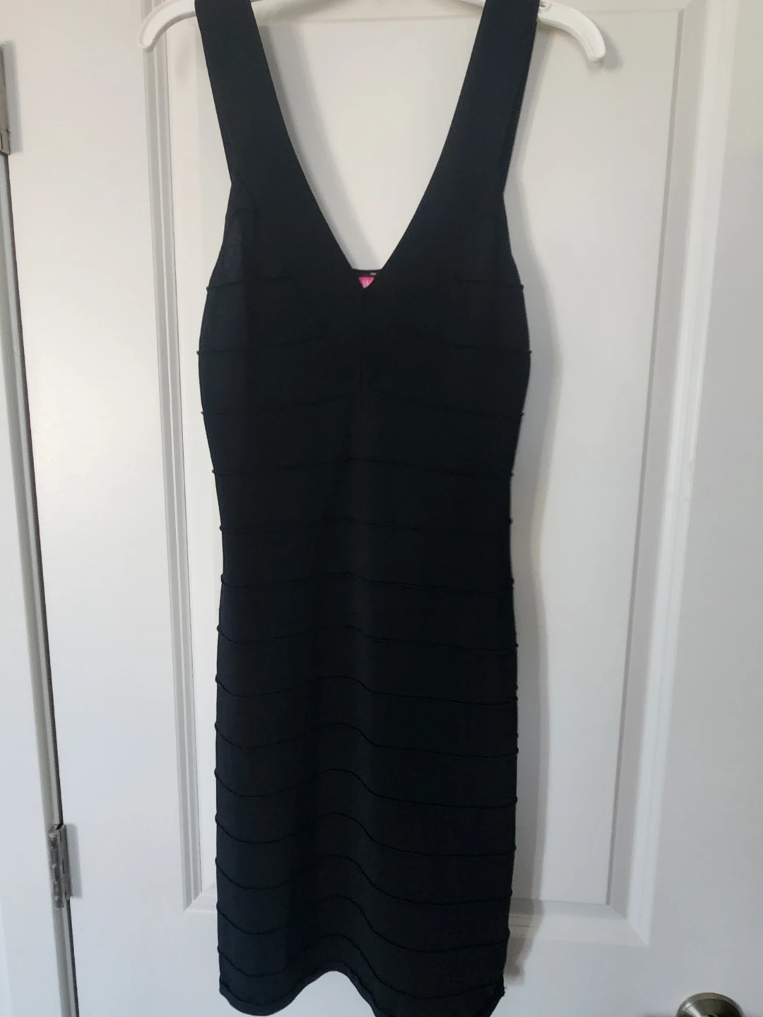 Black V-Neck Bodycon Dress - photo 2