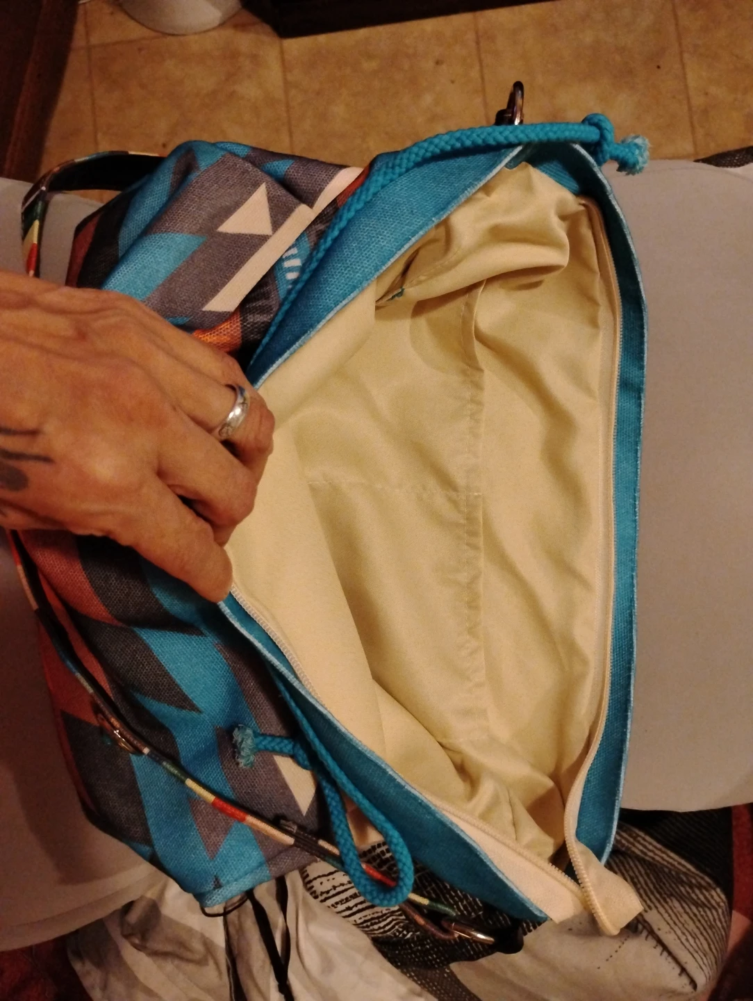 Tote Bag with Geometric Pattern - photo 3
