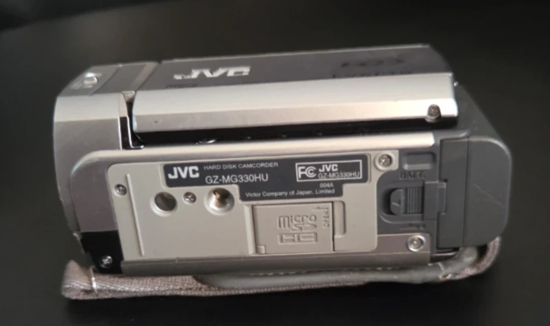 JVC Everio GZ-MG330HU Hard Disk Camcorder - photo 3
