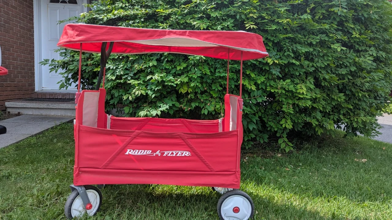 Radio Flyer All-Terrain Wagon with Canopy - photo 5