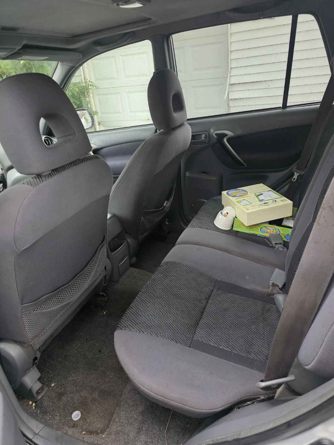 Silver Toyota RAV4 SUV - photo 4