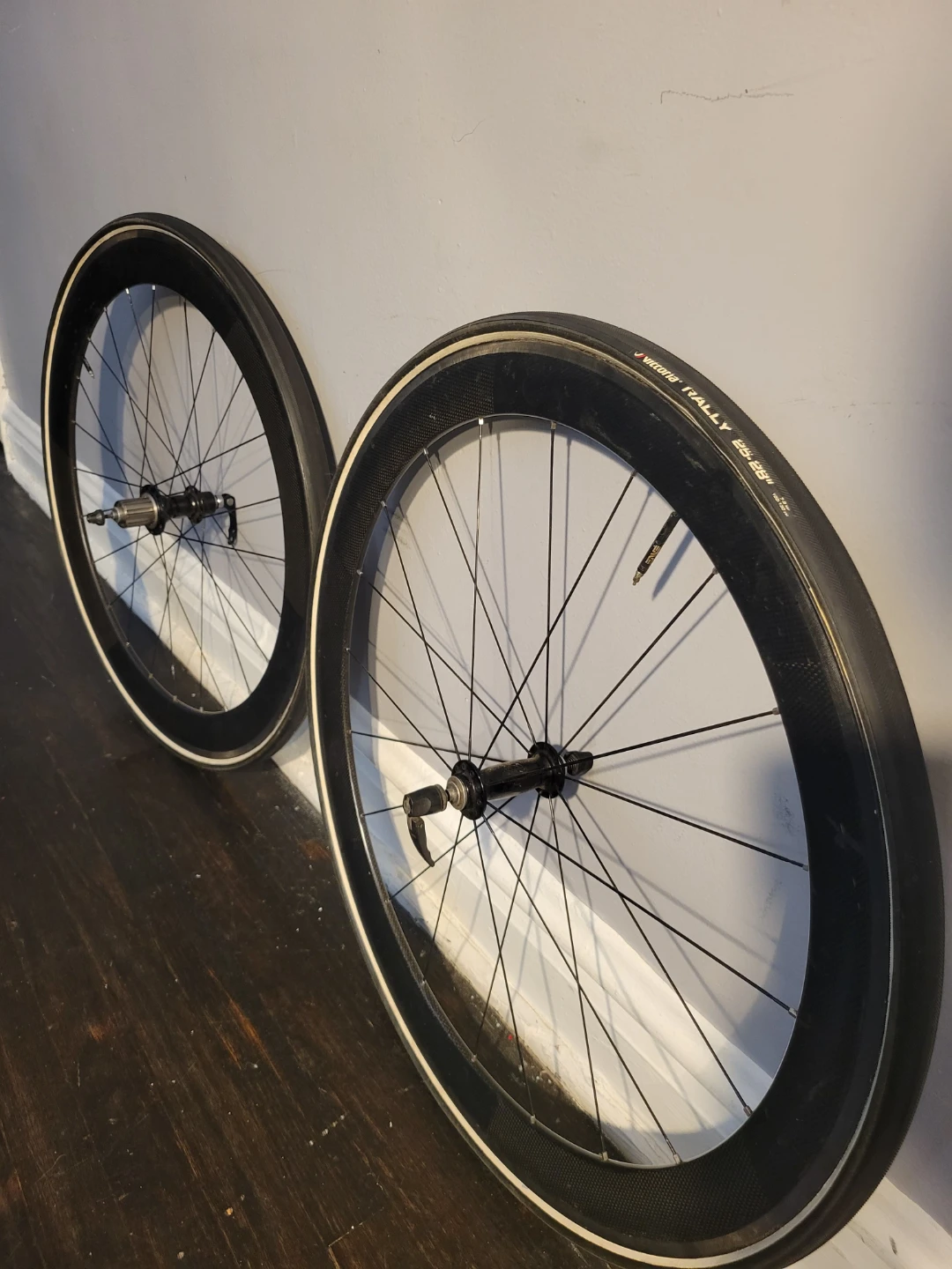Road Bike Carbon fiber  Wheelset - White Industries H3 Hubs - photo 3