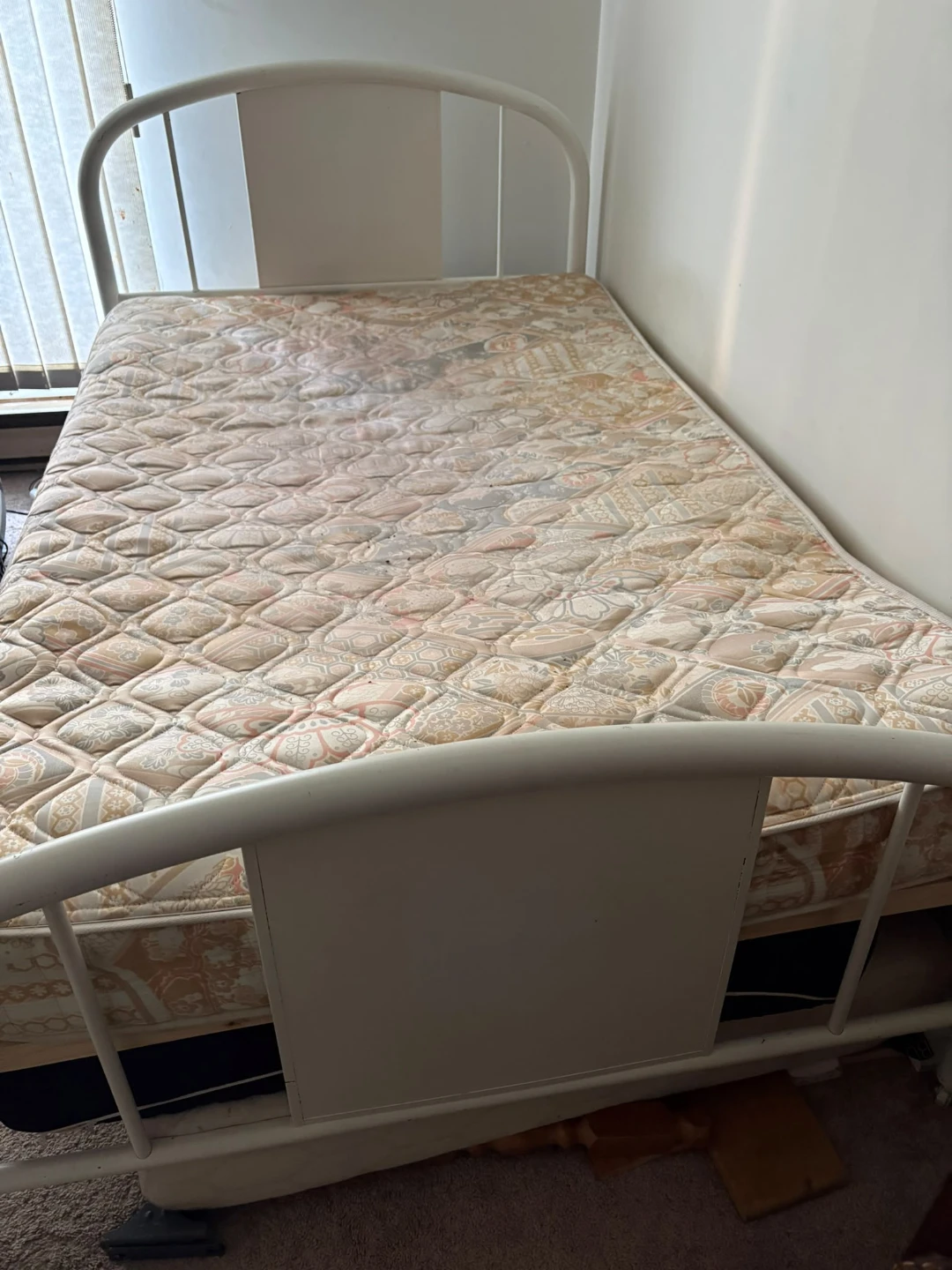 Twin Mattress & Bed frame - photo 2