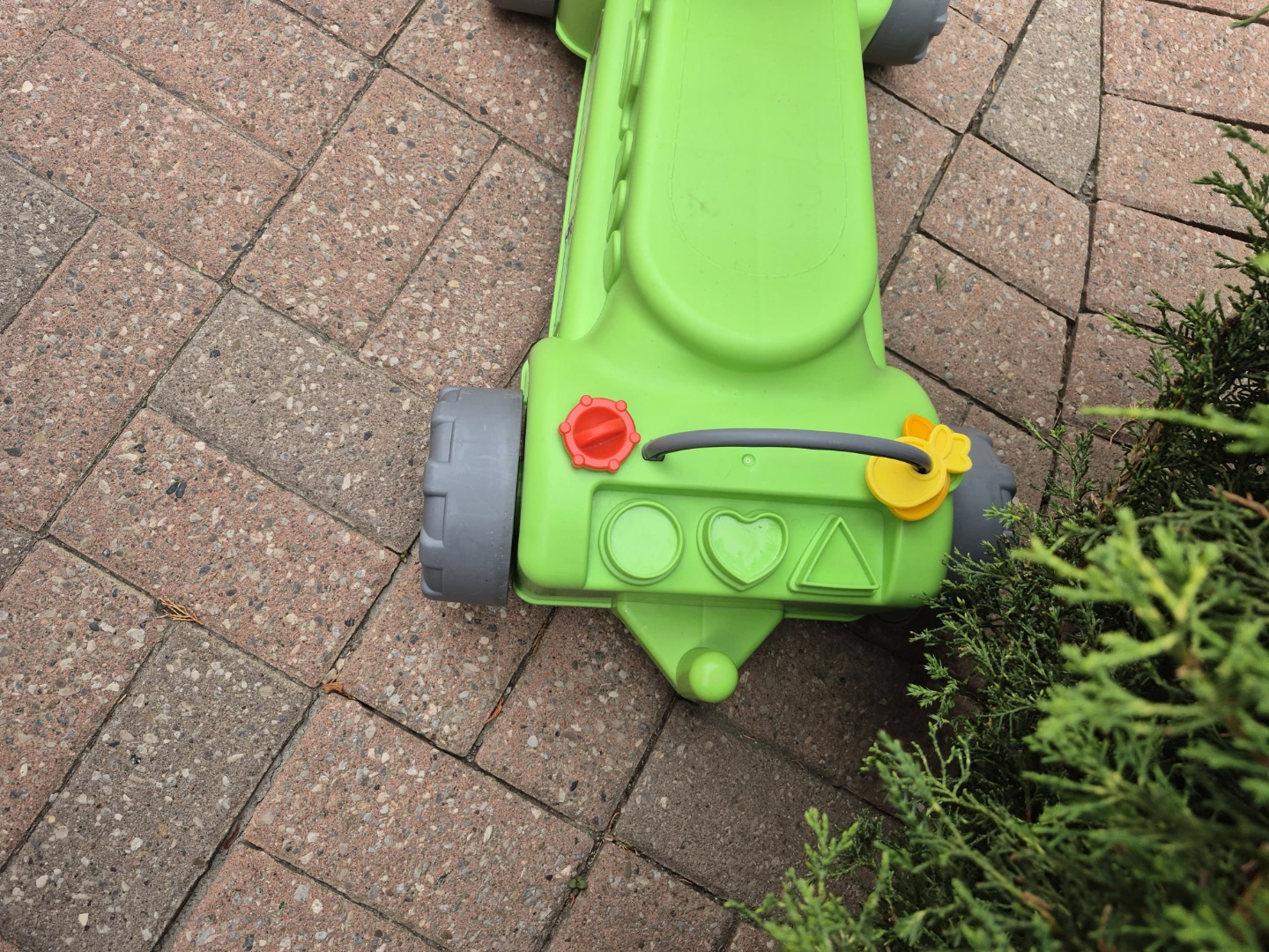 Fisher-Price Ride-On Toy Car - photo 3