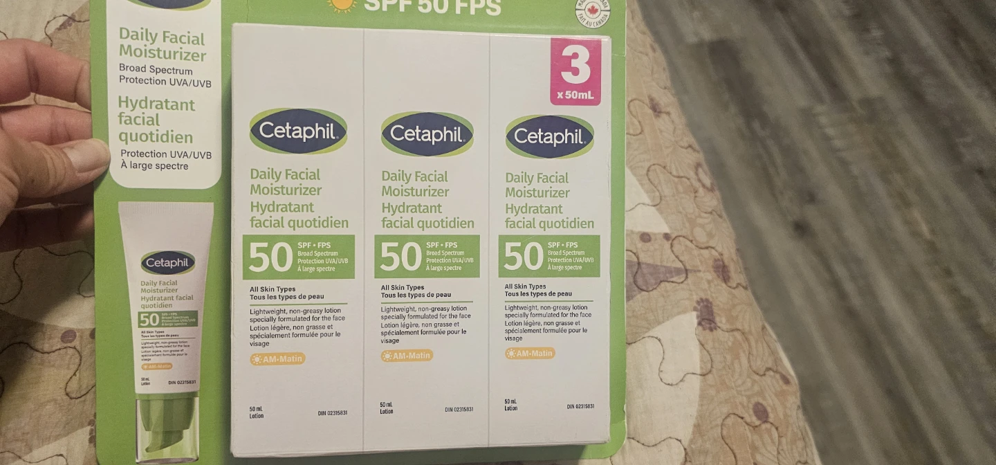 Cetaphil daily facial moisturizer