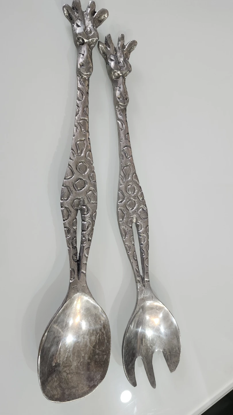 Metal Giraffe Salad Servers
