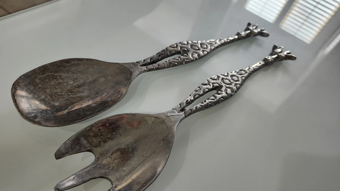 Metal Giraffe Salad Servers - photo 4