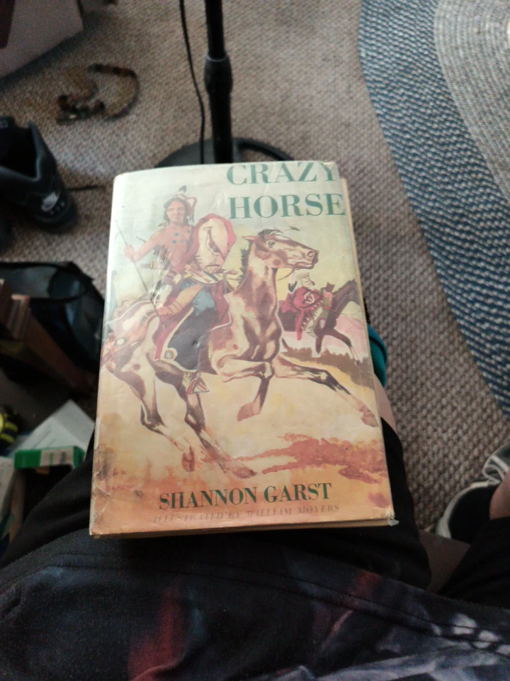 Crazy Horse by Shannon Garst Biography Book
