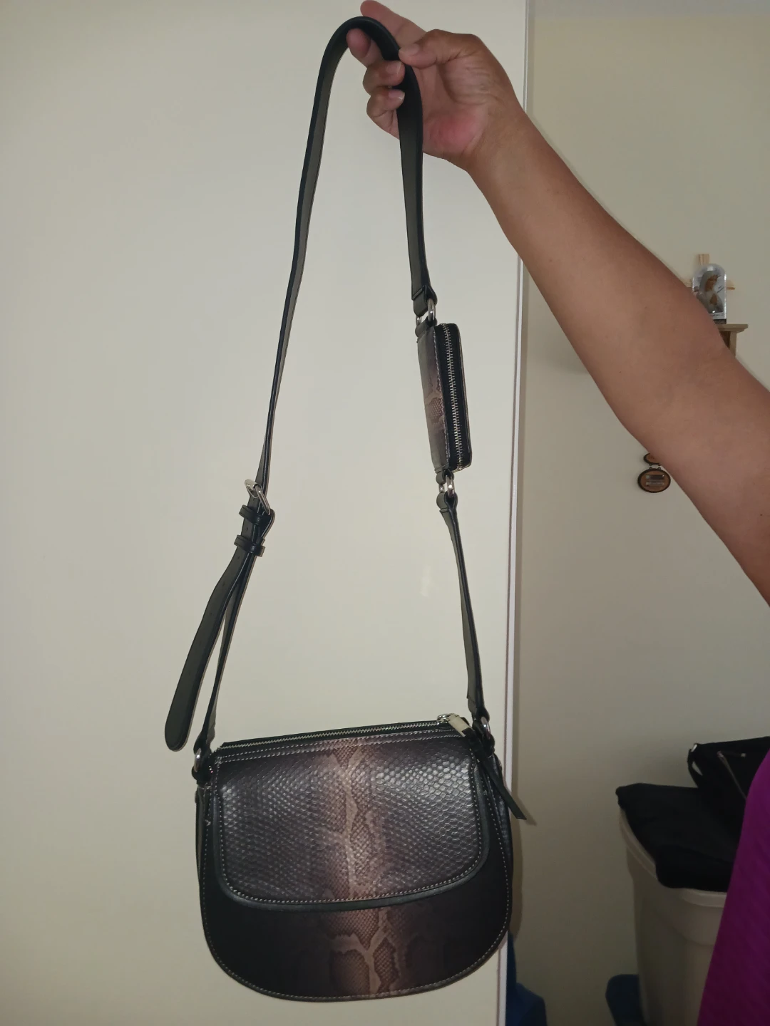 Calvin Klein Crossbody Bag with Card Holder - photo 2