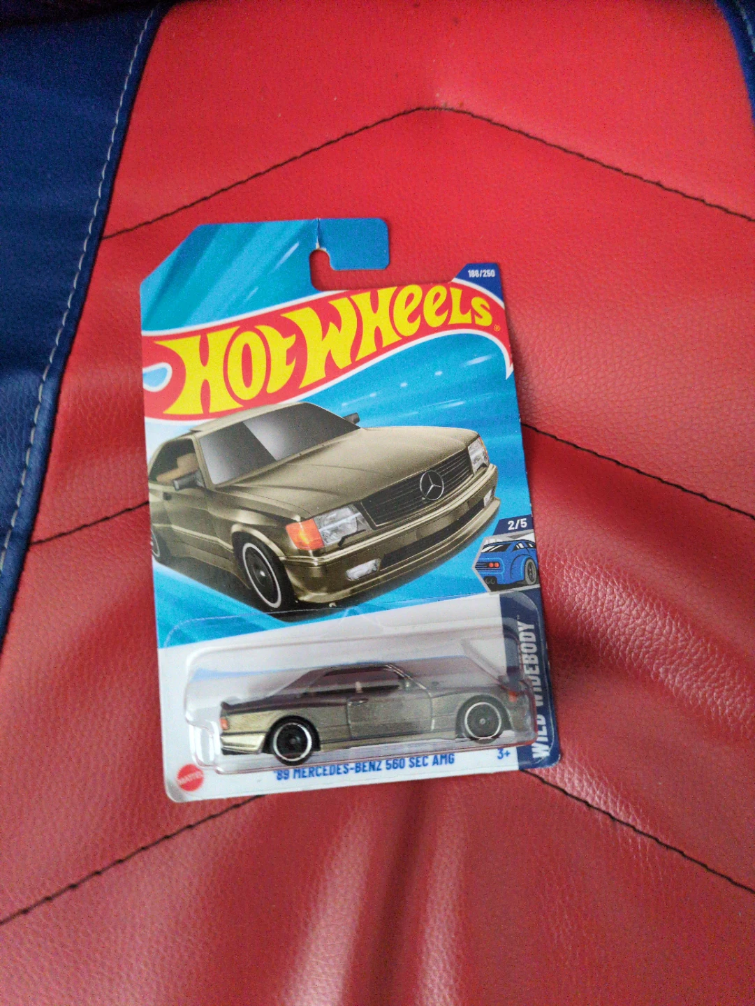 Hot Wheels '89 Mercedes-Benz 560 SEC AMG