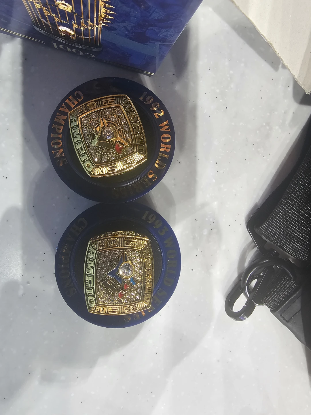 Toronto Blue Jays World Series Champions Rings 1992 & 1993 - photo 2