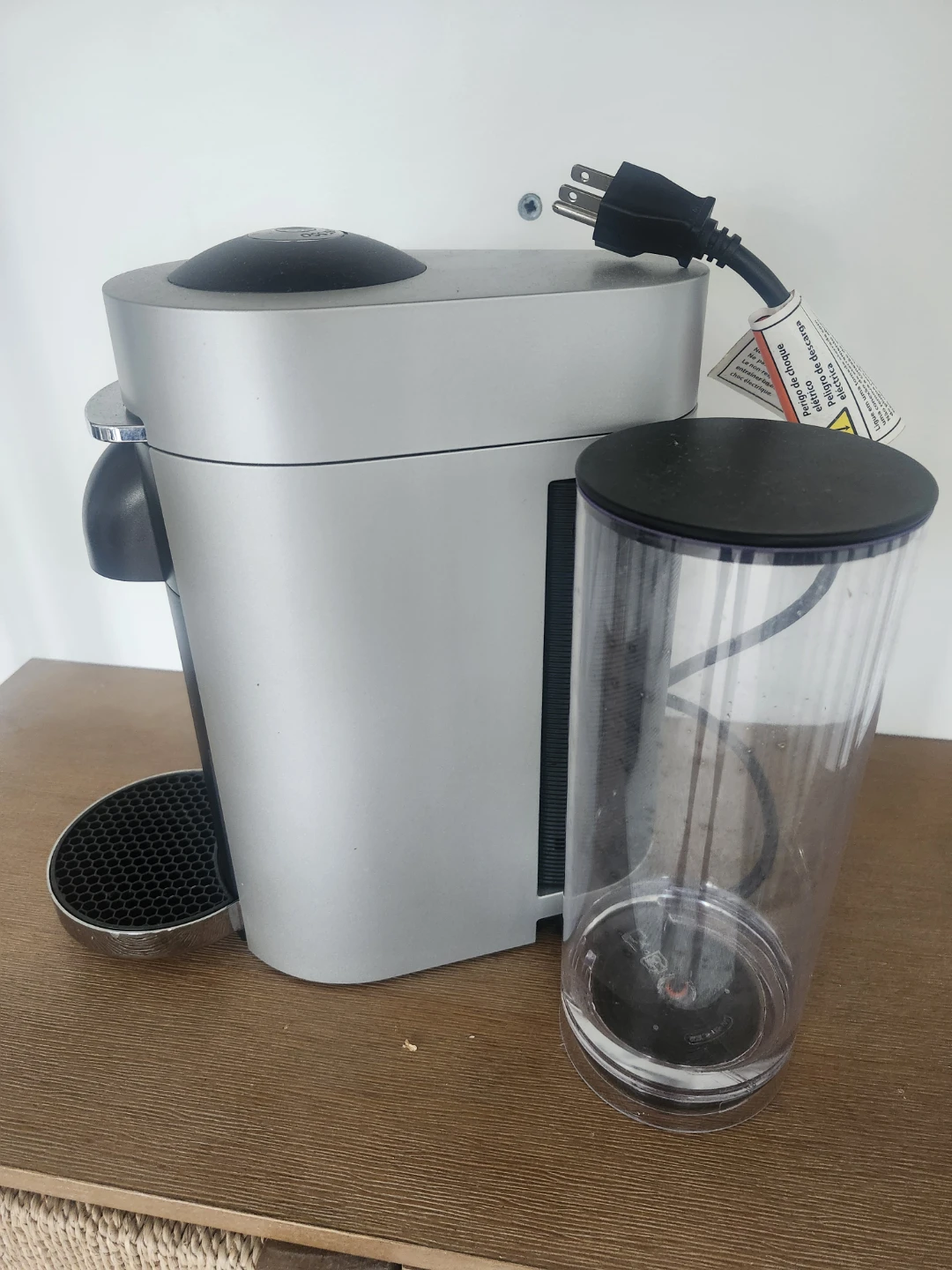 Nespresso VertuoPlus Coffee Machine - photo 3