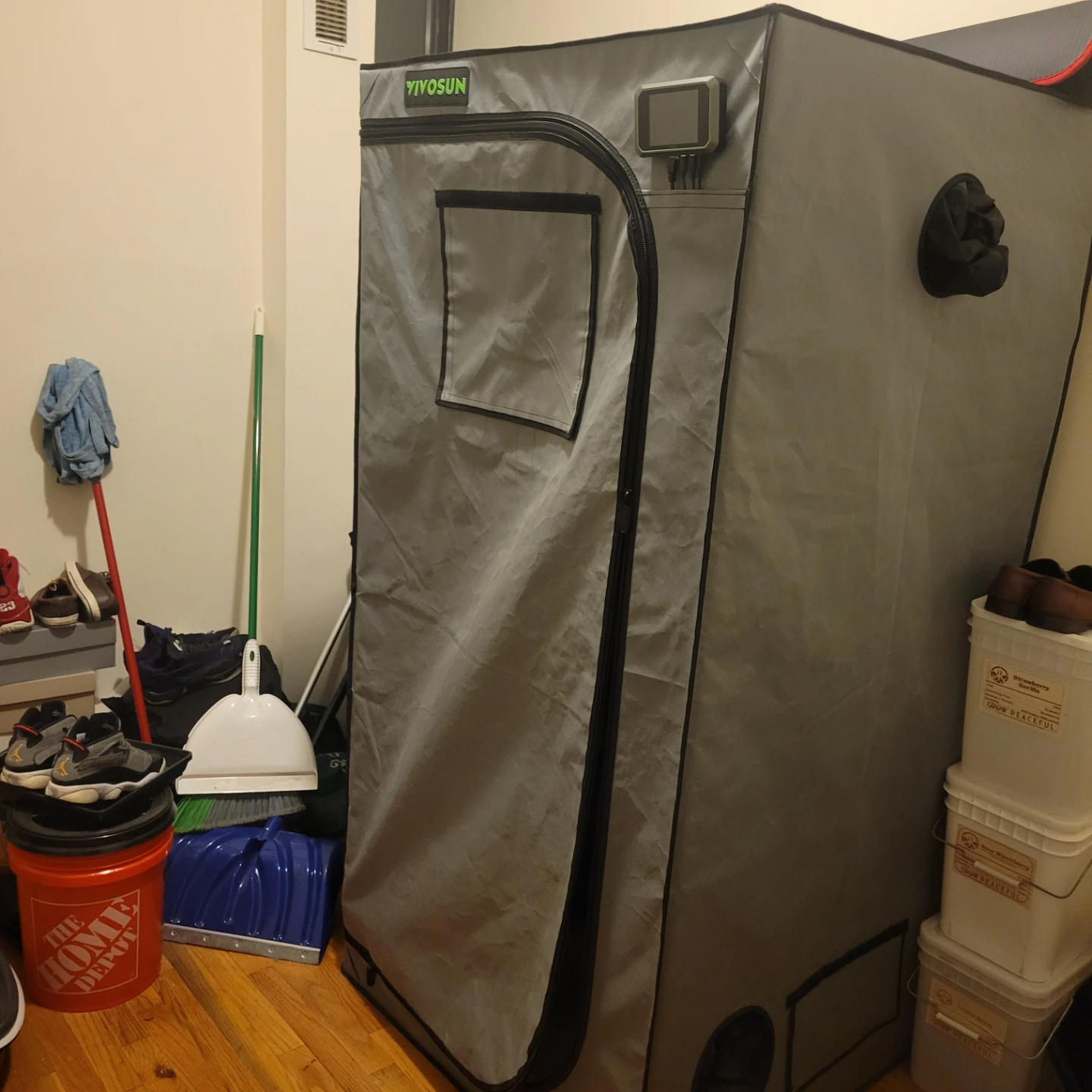 Vivosun 3x3 grow tent - photo 3