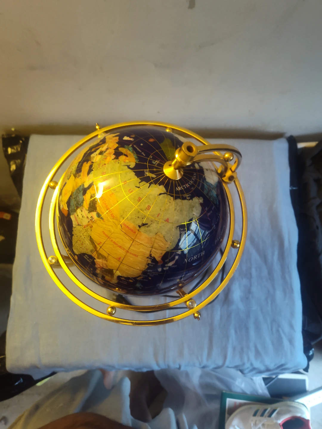 Illuminated Globe Decor - photo 2
